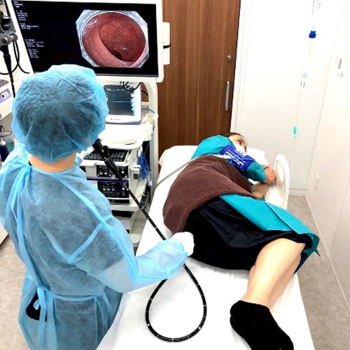 実際の大腸内視鏡検査の様子のイメージ画像